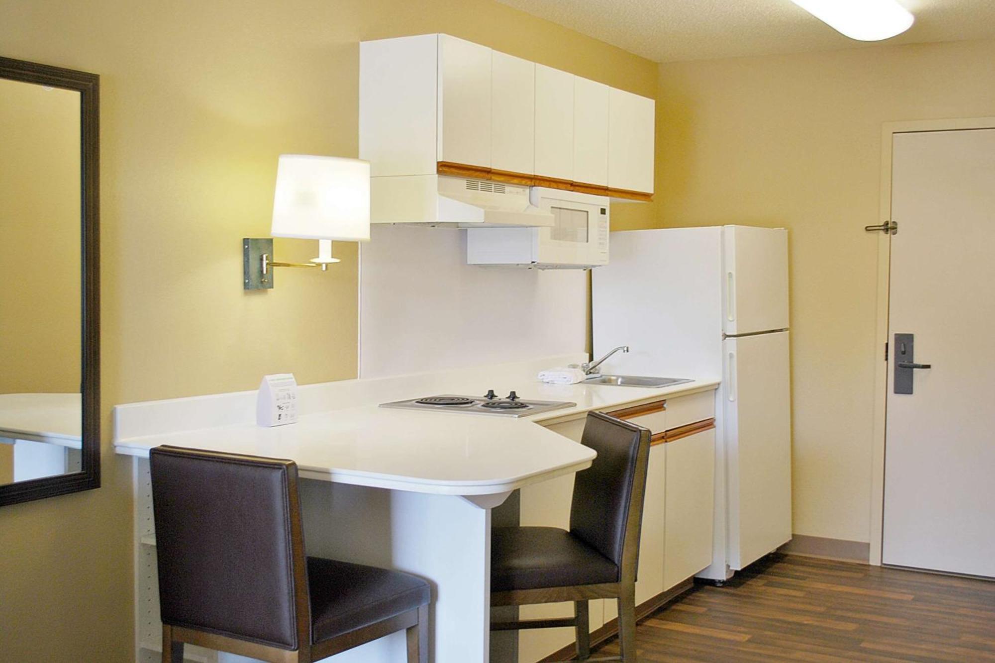 Extended Stay America Suites - Atlanta - Marietta - Powers Ferry Rd Sandy Springs Exterior foto