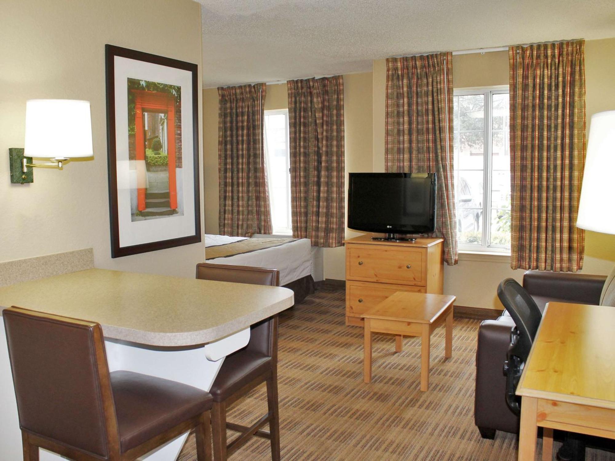 Extended Stay America Suites - Atlanta - Marietta - Powers Ferry Rd Sandy Springs Exterior foto